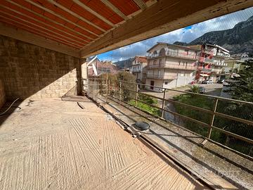 Immobile su due livelli