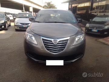 Lancia Ypsilon 1.2 69 CV 5 porte S&S Silver