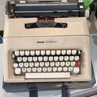 Macchina da scrivere vintage