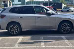 AUTO BMW IX1 EDRIVE 20