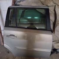 Sportello posteriore dx opel zafira b