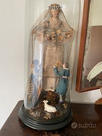Campana con madonna