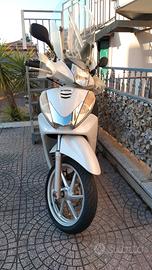 Honda sh300