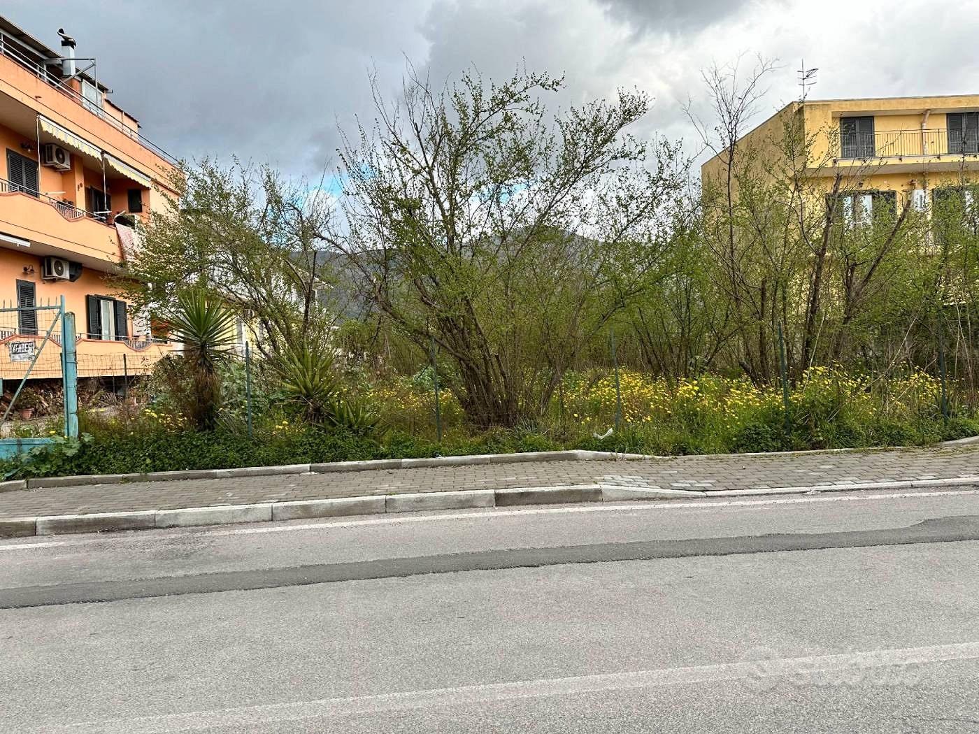 Terreno 4.300 mq ( 1.600 TB2) - Striano (NA) - Vista 4