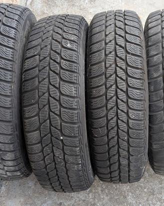 Pneumatici Invernali Pirelli 155 70 13  