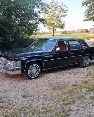 Cadillac Deville de ville PREZZO OFF-E-R-TA