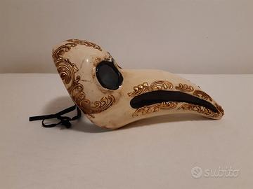 Maschera medico peste Venezia cartapesta