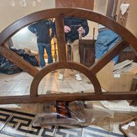 2 Sopraporta a lunetta in mogano e specchi