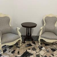 Poltrone e tavolino vintage