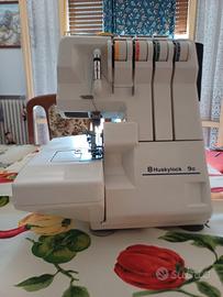 Taglia e Cuci Husqvarns Viking Huskylock 