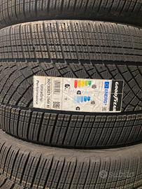 2 gomme Pneumatici da neve good year 305 30 21