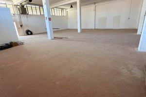 Capannoni varie metrature 100/200/300/400 Mq