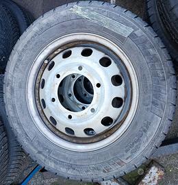 GOMME COMPLETE DI CERCHIONE IN LEGA 195/75 R16 FIA