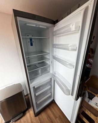 Frigorifero combinato Indesit No Frost