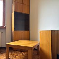 Mobile componibile + tavolo+ armadietto componibil