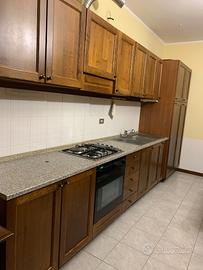 Forno frigo lavello e pensili, cucina completa