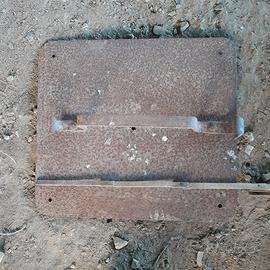 Tappo da forno antico in ferro battuto