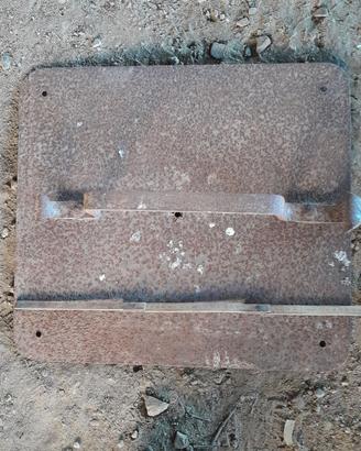 Tappo da forno antico in ferro battuto