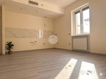 2 LOCALI A MONTESARCHIO