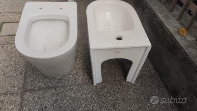wc e bidet moderni 