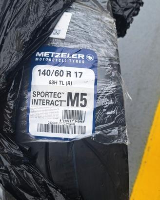gomma posteriore metzeler 140/60 r17