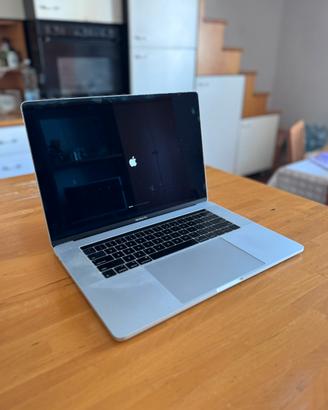 MacBook Pro 15” 2018