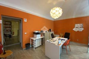 NEGOZIO A CASTIGLIONE DELLE STIVIERE