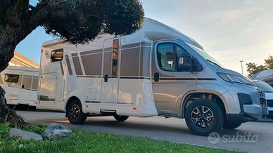 Carado T328 PRO+ - con Maxi Gavone