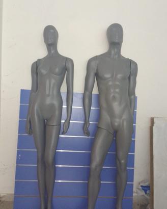 manichini uomo donna