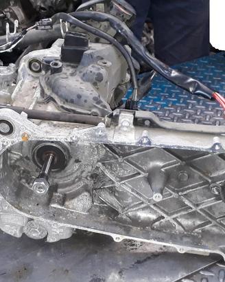 SH 150 '24 : motore farfallato pompa correttore