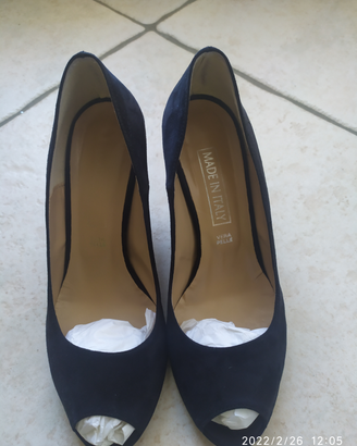 Scarpe colore nero numero 39. Come nuove