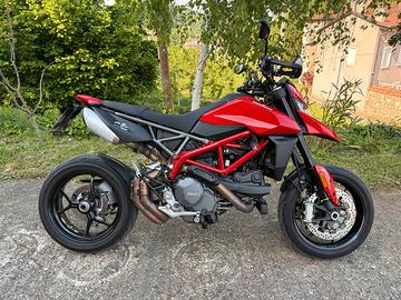 Ducati Hypermotard 950