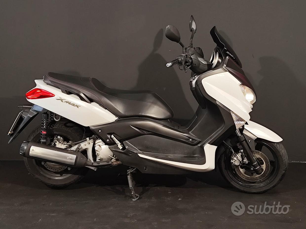 Yamaha Xmax 250 Scooter 250 Usati Ricambi Xmax 2010 Usato Sono