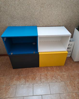 Mobili colorati 
