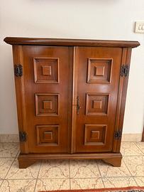 Armadietto legno