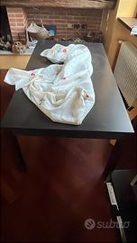 Tavolo allungabile in tre misure, legno scuro