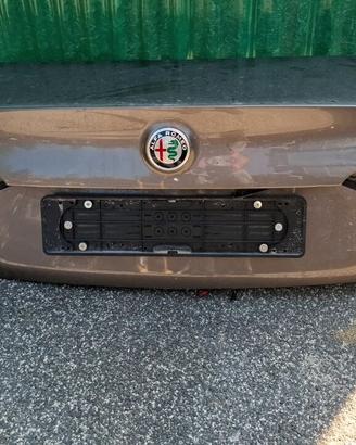 ALFA GIULIA PORTELLO POST 16>