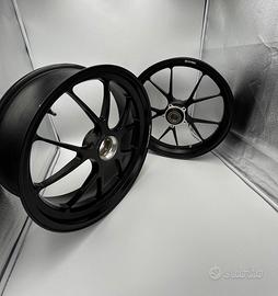 coppia cerchi mv agusta superlight