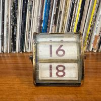 Calendario perpetuo vintage a rulli
