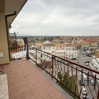 AMPIO PENTAVANO ALL'ULTIMO PIANO - VIA CIMAROSA OR