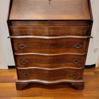 Mobile scrittoio e cassettiera