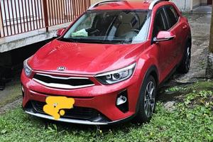 Kia Stonic 2017 Rossa