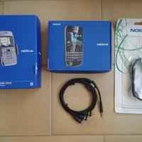 Collezione Nokia E6-00, cavi collegamento TV, OTG