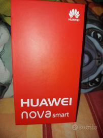cellulare Huawei Nova smart.
