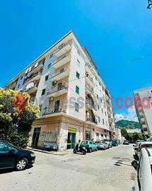 Torrione- ampia soluzione con terrazzo