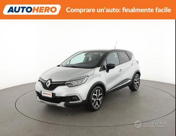 RENAULT Captur VJ09436