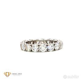 Anello Eternity con diamanti