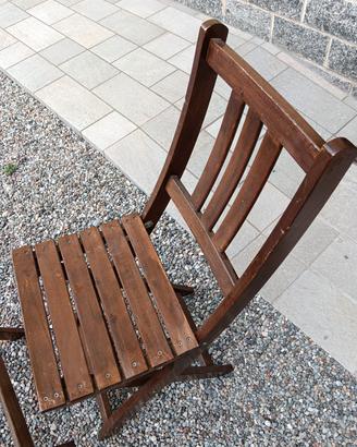 Tavolino outdoor con sedie