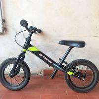 Balance bike Btwin 12 '' con freno .