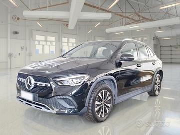 MERCEDES-BENZ GLA 250 E PLUG-IN HYBRID AUTO BUS EX